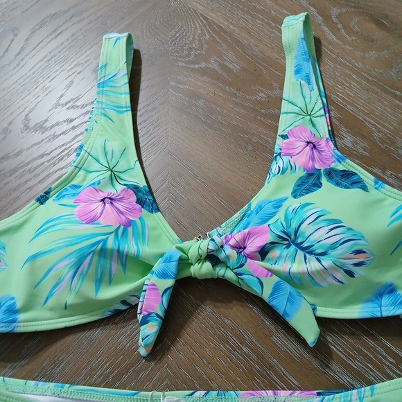 NWT Kamoni Bikini Green Floral Print Scoop Neck Bowknot Front   Sz L - Picture 3 of 14